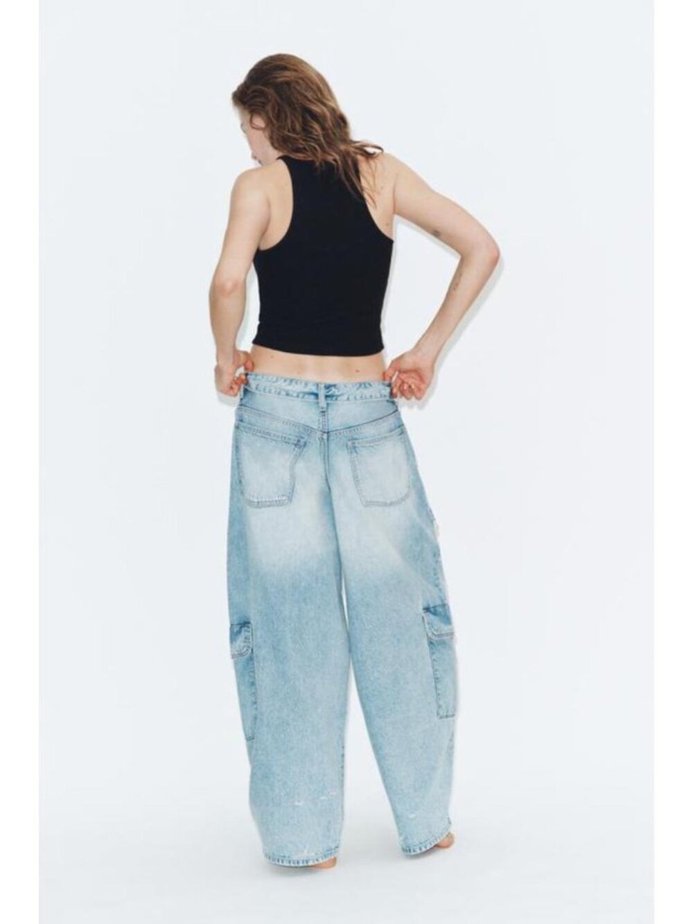 ZARA TRF OVERSIZED MID-RISE RIPPED CARGO JEANS - Picture 6 of 8